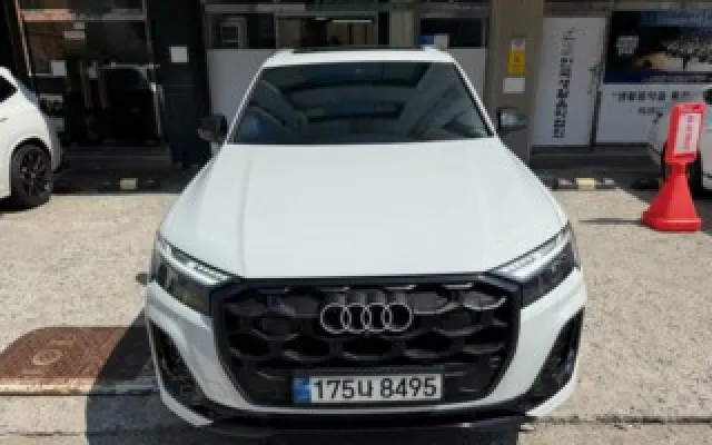 수원자동차매매직거래 Q7 (4M) 50 TDI 콰트로 프리미엄 매물 사진 10 - 2026/01 17,012km