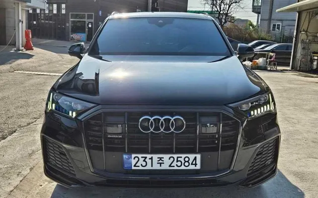 수원자동차매매직거래 Q7 (4M) 50 TDI 콰트로 프리미엄 매물 사진 17 - 2023/05 47,723km