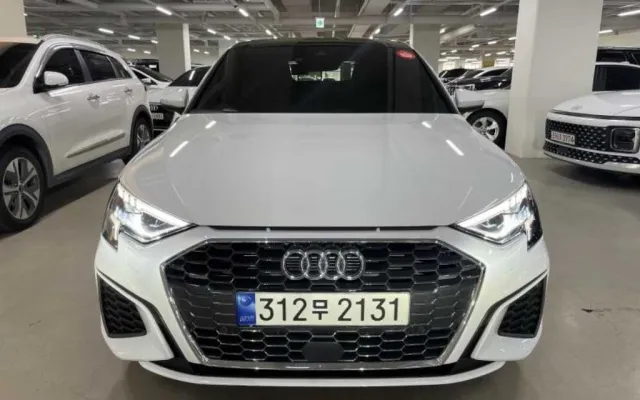 수원자동차매매직거래 뉴 A3 40 TFSI 프리미엄 매물 사진 1 - 2022/07 27,215km