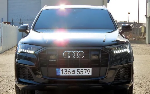 수원자동차매매직거래 Q7 (4M) 55 TFSI 콰트로 프리미엄 매물 사진 9 - 2023/03 23,800km
